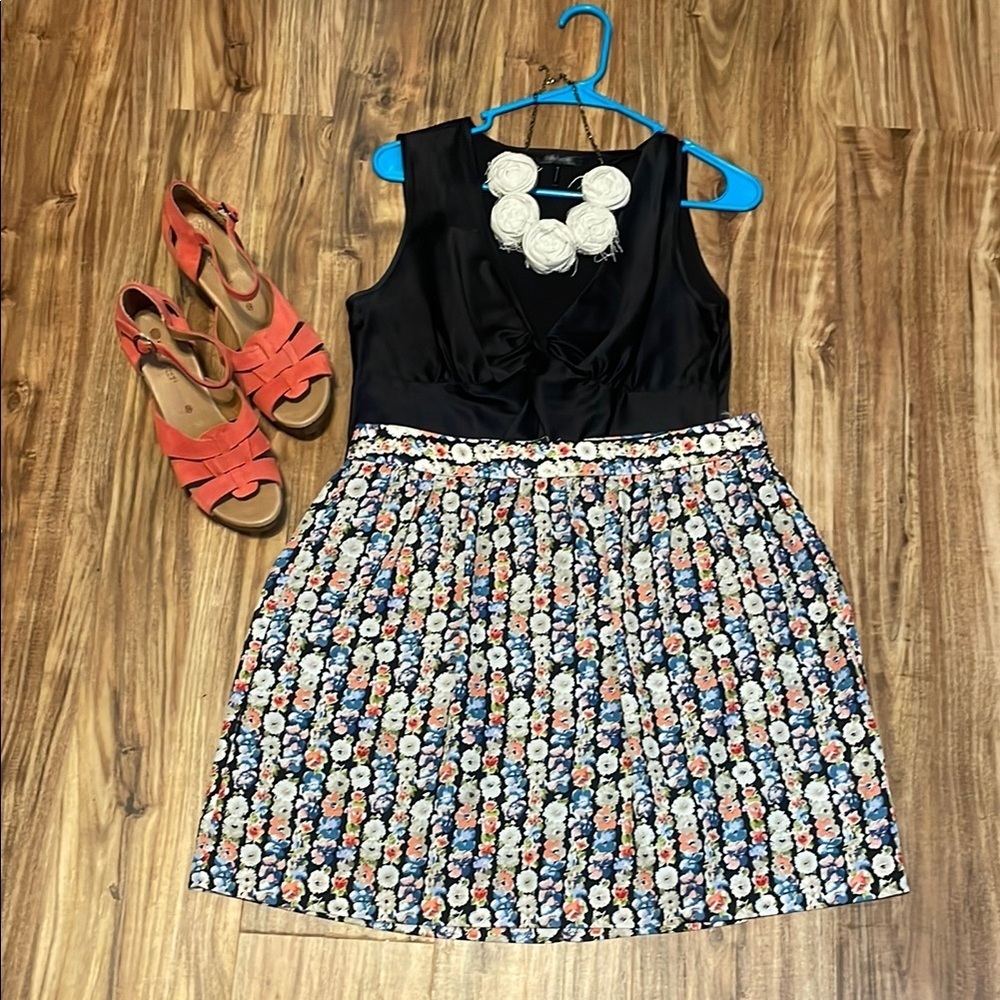 J Crew Mercantile womens skirt 10 medium Floral black casual business knee